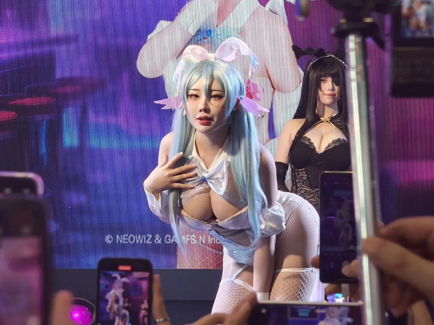 JFirst zipYaSal – 墨菲亚 BW场照 33P 10MB 2 tuya