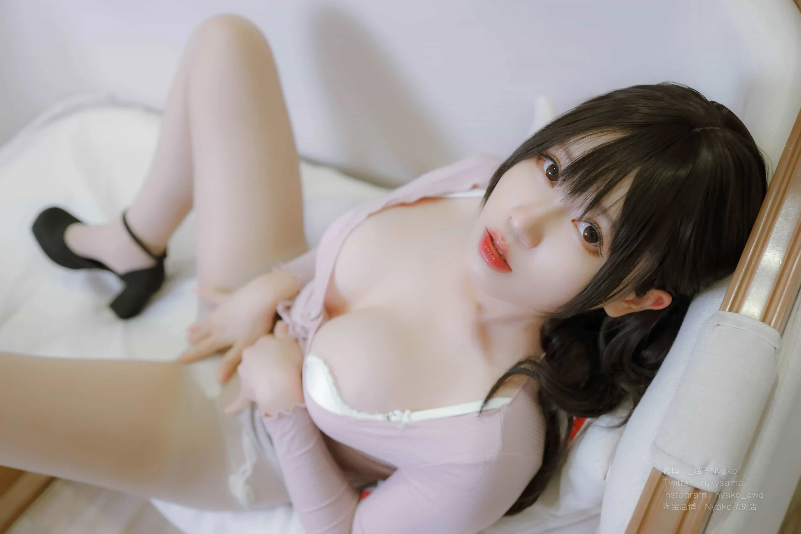 12月4日更新 写真合集(Minichu、Nyako喵子、PoppaChan、PuyPuy_Chan、Pyon_Lay、Seya狮砸、Shika小鹿鹿、Tiny_Asa、yuuhui玉汇、Zyra秋) 2 EtuNyako喵子 姐姐本 306P2V 2.42GB tuya scaled